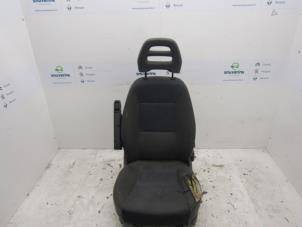 Gebruikte Voorstoel links Citroen Jumper (U9) 2.2 HDi 130 Prijs € 151,25 Inclusief btw aangeboden door Snuverink Autodemontage