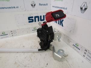 Gebruikte Diversen Renault Laguna III Estate (KT) 2.0 Turbo 16V Prijs € 15,00 Margeregeling aangeboden door Snuverink Autodemontage