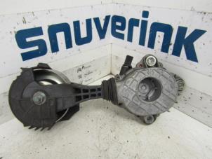 Gebruikte Spanrol Multiriem Peugeot 308 (4A/C) 1.6 VTI 16V Prijs € 25,00 Margeregeling aangeboden door Snuverink Autodemontage