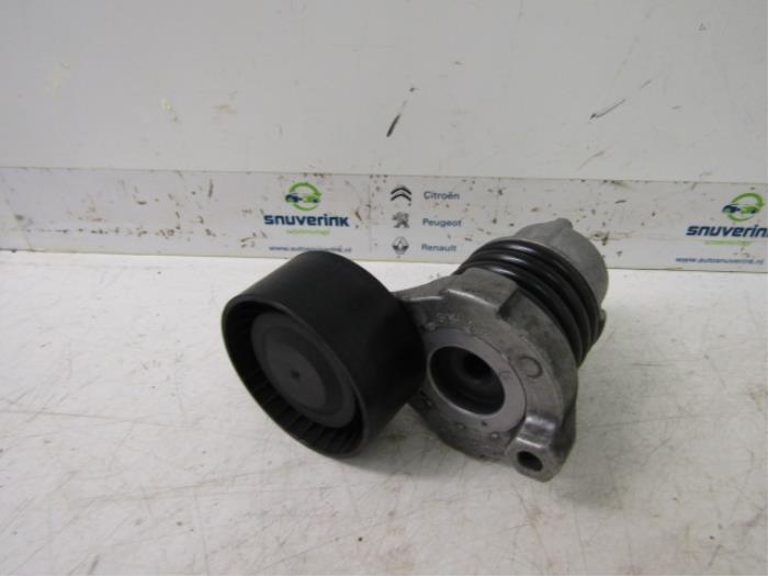 Gebruikte Spanrol Multiriem Renault Captur I (2R) 0.9 Energy TCE 12V Prijs € 34,00 Margeregeling aangeboden door Snuverink Autodemontage