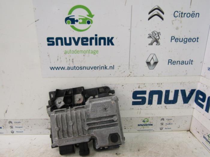 Gebruikte Start/Stop computer Citroen C3 (SX/SW) 1.6 Blue HDi 100 16V Prijs € 50,00 Margeregeling aangeboden door Snuverink Autodemontage