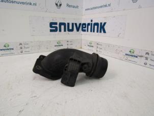 Gebruikte Aanzuigslang Lucht Renault Megane III Berline (BZ) 1.4 16V TCe 130 Prijs € 24,98 Margeregeling aangeboden door Snuverink Autodemontage