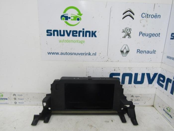 Gebruikte Display Interieur Renault Laguna III Estate (KT) 1.5 dCi 110 Prijs € 49,99 Margeregeling aangeboden door Snuverink Autodemontage