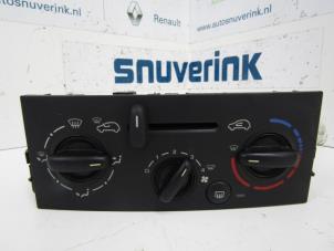 Gebruikte Chaufage Bedieningspaneel Peugeot 207/207+ (WA/WC/WM) 1.4 Prijs € 34,98 Margeregeling aangeboden door Snuverink Autodemontage