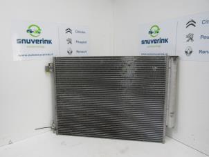 Gebruikte Airco Condensor Renault Clio IV (5R) 1.5 dCi 75 FAP Prijs € 29,98 Margeregeling aangeboden door Snuverink Autodemontage