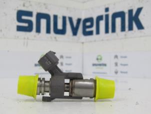 Gebruikte Injector (benzine injectie) Peugeot 207/207+ (WA/WC/WM) 1.4 16V Prijs € 23,00 Margeregeling aangeboden door Snuverink Autodemontage