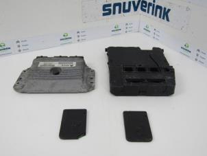 Gebruikte Computer Motormanagement Renault Scénic II (JM) 2.0 16V Prijs € 124,98 Margeregeling aangeboden door Snuverink Autodemontage