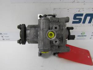 Gebruikte Servopomp Citroen Jumper (U9) 2.2 HDi 130 Prijs € 84,69 Inclusief btw aangeboden door Snuverink Autodemontage