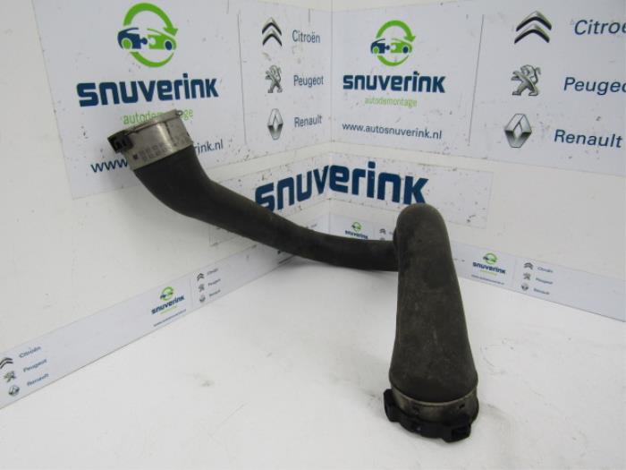 Gebruikte Intercooler Slang Renault Megane III Grandtour (KZ) 1.4 16V TCe 130 Prijs € 34,42 Margeregeling aangeboden door Snuverink Autodemontage