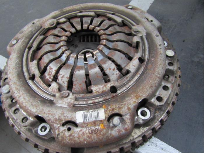 Gebruikte Koppelingsset (compleet) Renault Clio III (BR/CR) 1.5 dCi FAP Prijs € 98,00 Inclusief btw aangeboden door Snuverink Autodemontage