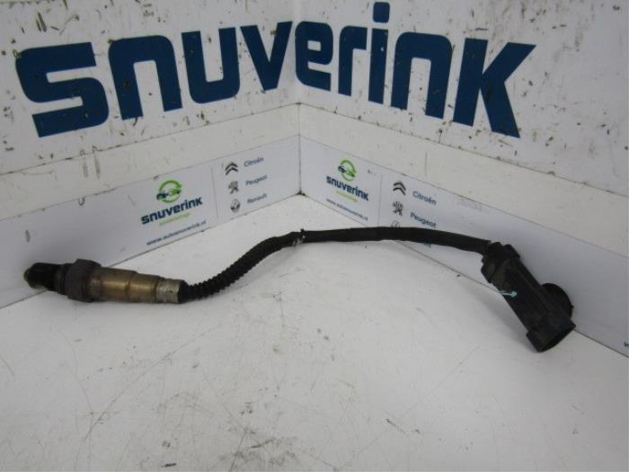Gebruikte Lambda Sonde Renault Laguna II Grandtour (KG) 2.0 16V Prijs € 10,33 Margeregeling aangeboden door Snuverink Autodemontage