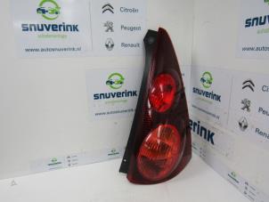 Gebruikte Achterlicht rechts Peugeot 107 1.0 12V Prijs € 40,00 Margeregeling aangeboden door Snuverink Autodemontage