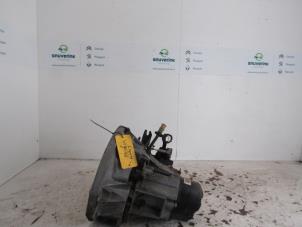 Gebruikte Versnellingsbak Renault Laguna II Grandtour (KG) 2.0 16V Prijs € 99,98 Margeregeling aangeboden door Snuverink Autodemontage