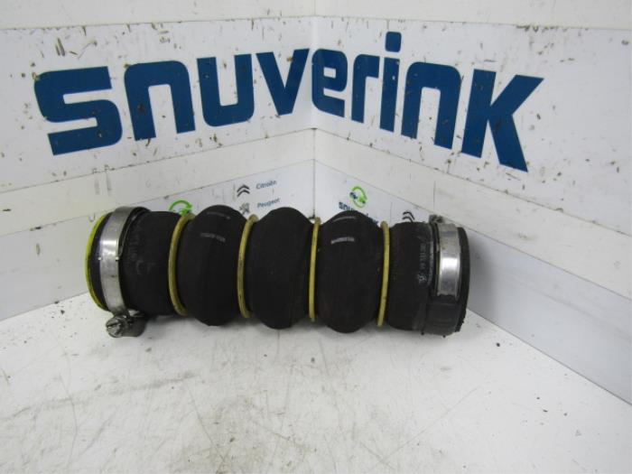 Gebruikte Intercooler Slang Citroen Jumpy (G9) 1.6 HDI Prijs € 30,25 Inclusief btw aangeboden door Snuverink Autodemontage