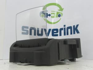 Gebruikte Display Interieur Peugeot 5008 I (0A/0E) 1.6 THP 16V Prijs € 76,23 Inclusief btw aangeboden door Snuverink Autodemontage