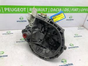 Gebruikte Versnellingsbak Citroen C3 (SC) 1.1 Prijs € 299,98 Margeregeling aangeboden door Snuverink Autodemontage