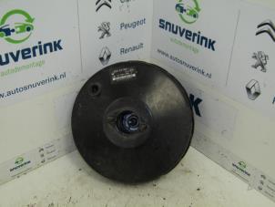 Gebruikte Rembol Renault Twingo II (CN) 1.5 dCi 85 Prijs € 60,00 Margeregeling aangeboden door Snuverink Autodemontage