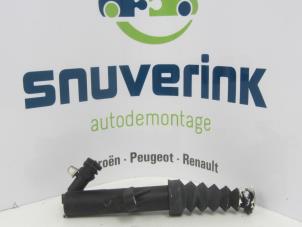 Gebruikte Koppeling Hulp Cilinder Citroen DS3 (SA) 1.6 e-HDi Prijs op aanvraag aangeboden door Snuverink Autodemontage
