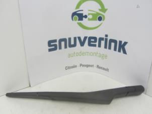Gebruikte Ruitenwisserarm achter Citroen DS3 Prijs op aanvraag aangeboden door Snuverink Autodemontage