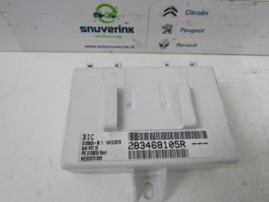 Gebruikte Module Navigatie Renault Captur (2R) 1.5 Energy dCi 90 FAP Prijs € 25,00 Margeregeling aangeboden door Snuverink Autodemontage