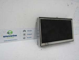 Gebruikte Display Interieur Renault Laguna II (BG) 1.9 dCi 130 Prijs € 34,98 Margeregeling aangeboden door Snuverink Autodemontage