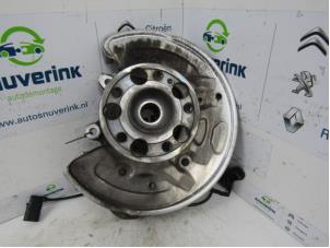 Gebruikte Asschenkel rechts-achter Mercedes C (W205) C-180 1.6 16V Prijs € 31,50 Margeregeling aangeboden door Snuverink Autodemontage