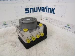 Gebruikte ABS Pomp Peugeot 208 I (CA/CC/CK/CL) 1.4 HDi Prijs € 103,50 Margeregeling aangeboden door Snuverink Autodemontage