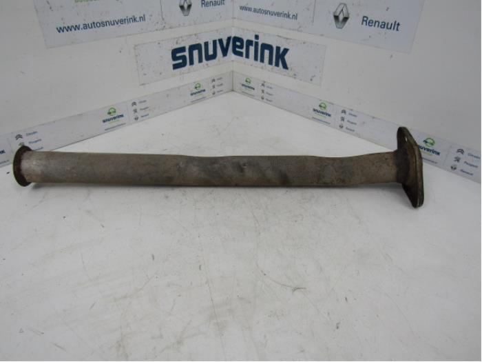 Gebruikte Voorpijp Uitlaat Peugeot 206 (2A/C/H/J/S) 1.4 XR,XS,XT,Gentry Prijs € 29,73 Margeregeling aangeboden door Snuverink Autodemontage