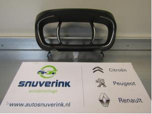 Gebruikte Dashboard deel Renault Scénic IV (RFAJ) 1.2 TCE 130 16V Prijs op aanvraag aangeboden door Snuverink Autodemontage