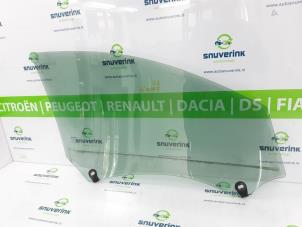 Gebruikte Deurruit 4Deurs links-voor Renault Megane IV Estate (RFBK) 1.5 Energy dCi 110 Prijs € 90,75 Inclusief btw aangeboden door Snuverink Autodemontage