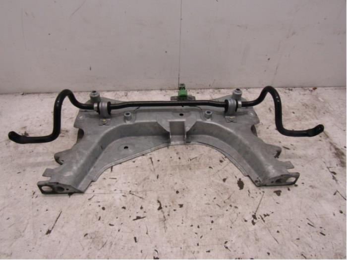 Gebruikte Subframe Renault Captur I (2R) 0.9 Energy TCE 12V Prijs € 74,99 Margeregeling aangeboden door Snuverink Autodemontage