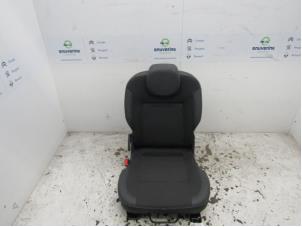 Gebruikte Achter Stoel Renault Twingo II (CN) 1.2 16V Prijs € 74,99 Margeregeling aangeboden door Snuverink Autodemontage