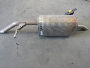 Gebruikte Uitlaat Einddemper Peugeot 2008 (CU) 1.2 Vti 12V PureTech 82 Prijs € 69,99 Margeregeling aangeboden door Snuverink Autodemontage