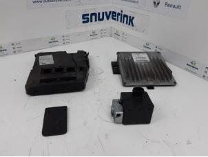 Gebruikte Computer Motormanagement Renault Megane II Grandtour (KM) 1.5 dCi 100 Prijs € 124,98 Margeregeling aangeboden door Snuverink Autodemontage