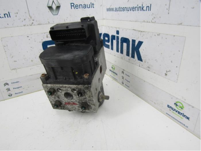 Gebruikte ABS Pomp Renault Megane (BA) 1.4 16V Prijs € 39,98 Margeregeling aangeboden door Snuverink Autodemontage