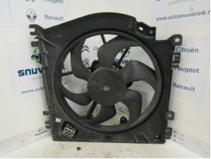 Gebruikte Koelvin Motor Renault Modus/Grand Modus (JP) 1.6 16V Prijs € 34,98 Margeregeling aangeboden door Snuverink Autodemontage