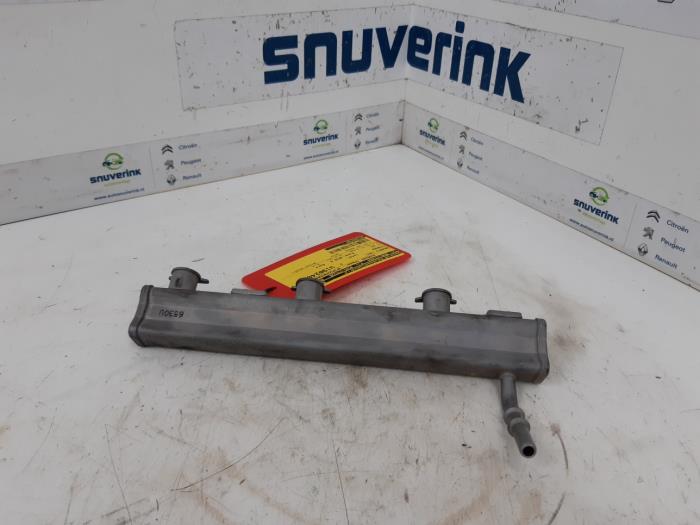 Gebruikte Injector brug Citroen C1 1.0 Vti 68 12V Prijs € 40,49 Margeregeling aangeboden door Snuverink Autodemontage