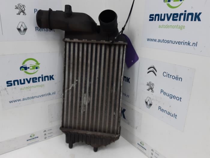 Gebruikte Intercooler Fiat Ducato (243/244/245/247) 2.8 JTD 15 Prijs € 33,98 Margeregeling aangeboden door Snuverink Autodemontage