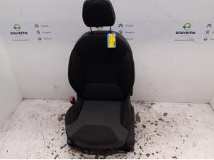 Gebruikte Voorstoel links Citroen C3 (SC) 1.2 VTi 82 12V Prijs € 80,00 Margeregeling aangeboden door Snuverink Autodemontage