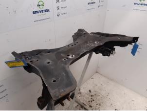 Gebruikte Subframe Peugeot 308 SW (4E/H) 1.6 HDiF 16V Prijs € 74,99 Margeregeling aangeboden door Snuverink Autodemontage