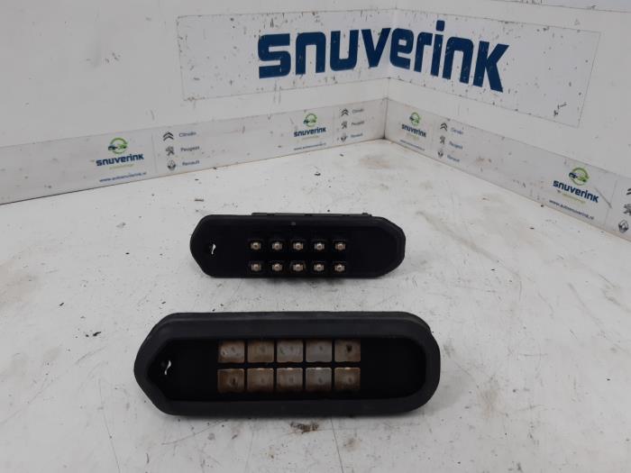 Gebruikte Diversen Citroen C8 (EA/EB) 2.2 16V Prijs € 10,33 Margeregeling aangeboden door Snuverink Autodemontage