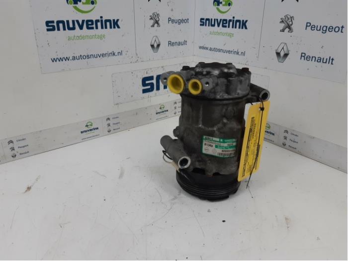 Gebruikte Aircopomp Renault Twingo (C06) 1.2 16V Prijs € 34,47 Margeregeling aangeboden door Snuverink Autodemontage