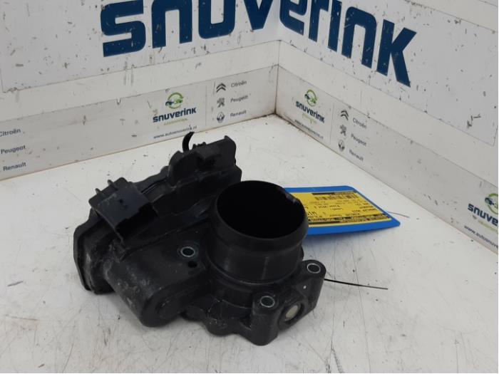 Gebruikte Gasklephuis Peugeot 308 SW (L4/L9/LC/LJ/LR) 2.0 BlueHDi 150 16V Prijs € 67,49 Margeregeling aangeboden door Snuverink Autodemontage