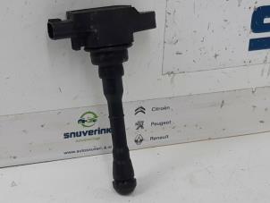 Gebruikte Bobine Renault Clio IV (5R) 1.6 Turbo 16V RS 200 EDC Prijs € 19,99 Margeregeling aangeboden door Snuverink Autodemontage