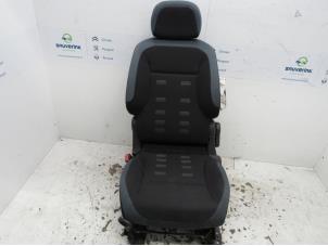 Gebruikte Voorstoel links Citroen Berlingo Multispace 1.6 HDi 90 Prijs € 125,00 Margeregeling aangeboden door Snuverink Autodemontage