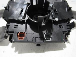 Gebruikte Licht + Raw Schakelaar Peugeot 207/207+ (WA/WC/WM) 1.4 16V Prijs € 39,98 Margeregeling aangeboden door Snuverink Autodemontage