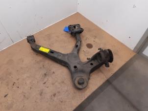 Gebruikte Triangel rechts-achter Peugeot Expert (V1/VA/VB/VE/VF/VT/VY) 1.6 Blue HDi 95 16V Prijs € 108,90 Inclusief btw aangeboden door Snuverink Autodemontage