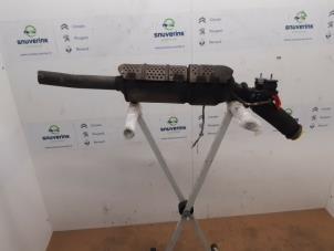 Gebruikte Katalysator Citroen C4 Picasso (UD/UE/UF) 2.0 16V Autom. Prijs € 206,99 Margeregeling aangeboden door Snuverink Autodemontage