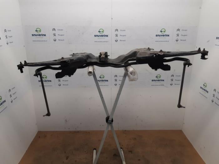Gebruikte Subframe Citroen DS3 (SA) 1.6 16V VTS THP 155 Prijs € 75,00 Margeregeling aangeboden door Snuverink Autodemontage