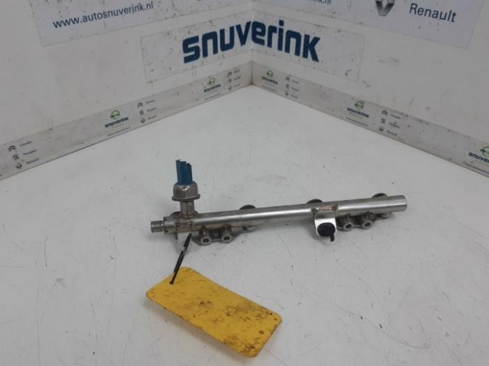 Gebruikte Common rail (Injectie) Renault Captur I (2R) 1.2 TCE 16V EDC Prijs € 65,00 Margeregeling aangeboden door Snuverink Autodemontage